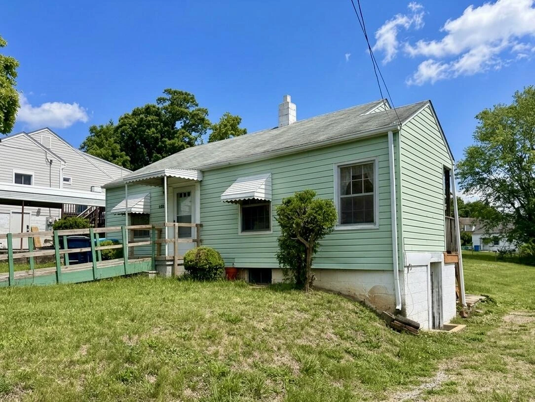 1411 Graybill RD NW - Photo 4