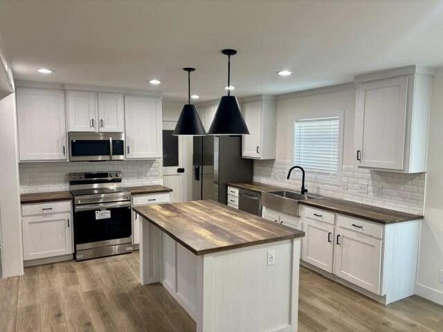 116 Navajo CIR - Photo 2