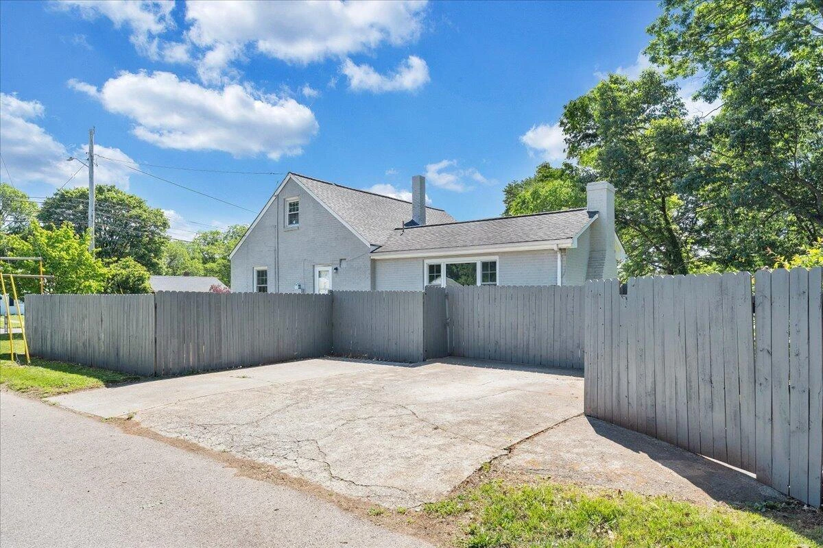 4532 Eden DR NW - Photo 36
