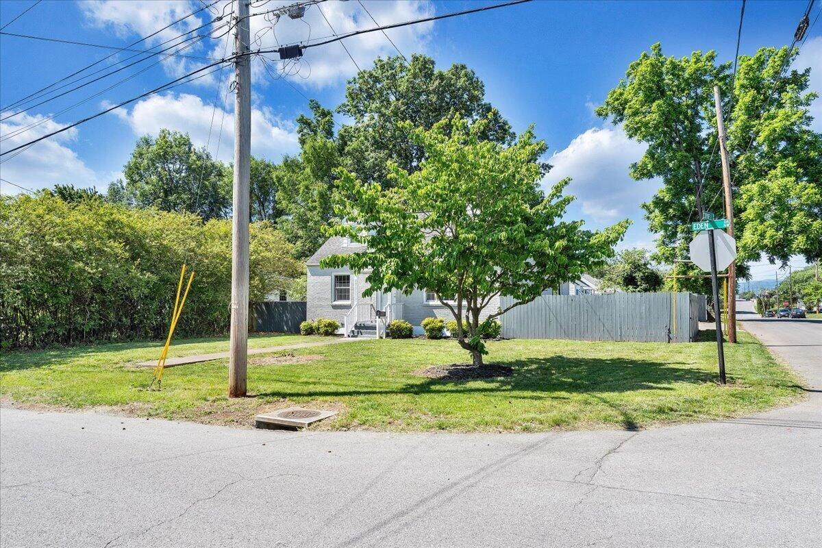 4532 Eden DR NW - Photo 37