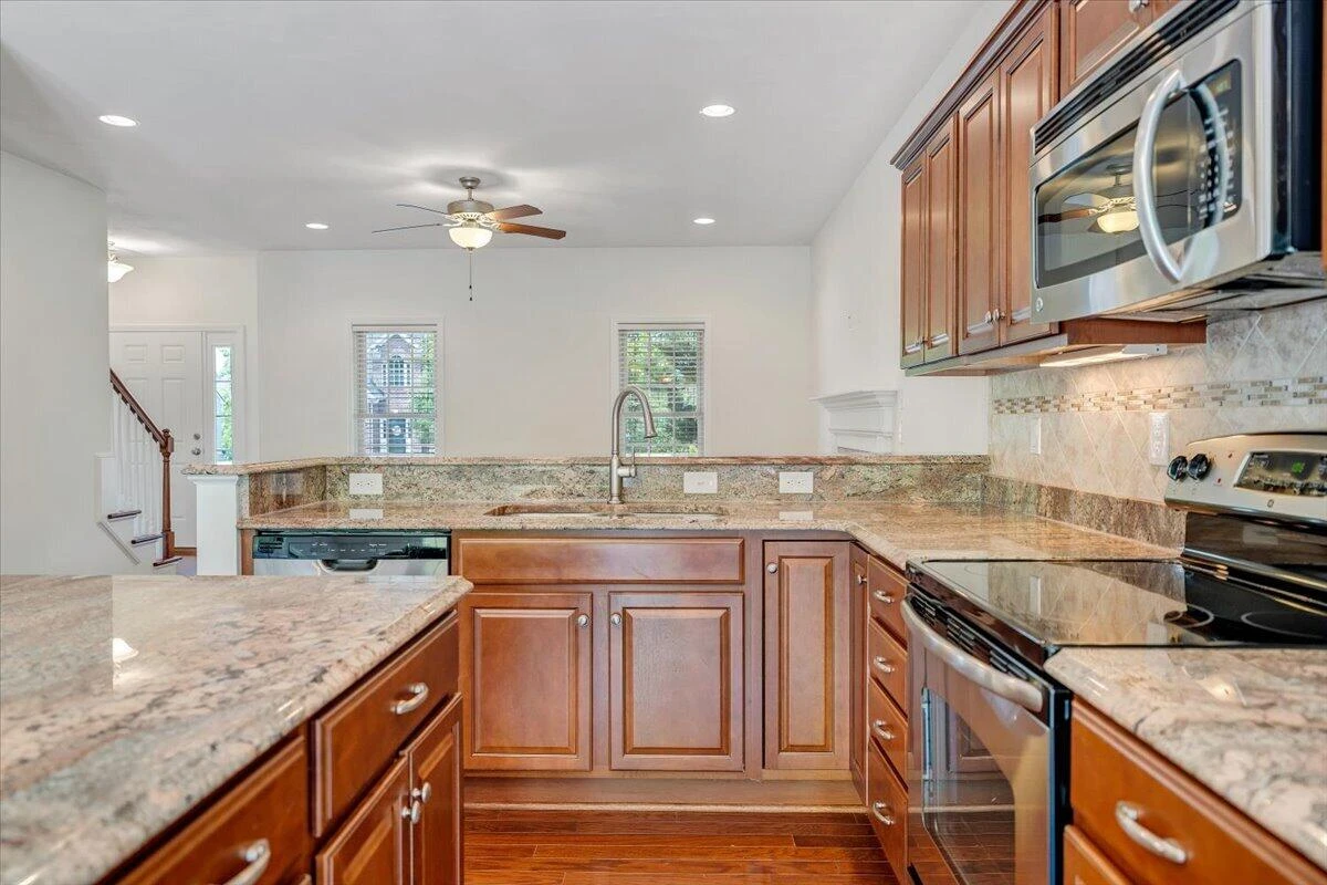 5897 Monet DR - Photo 14