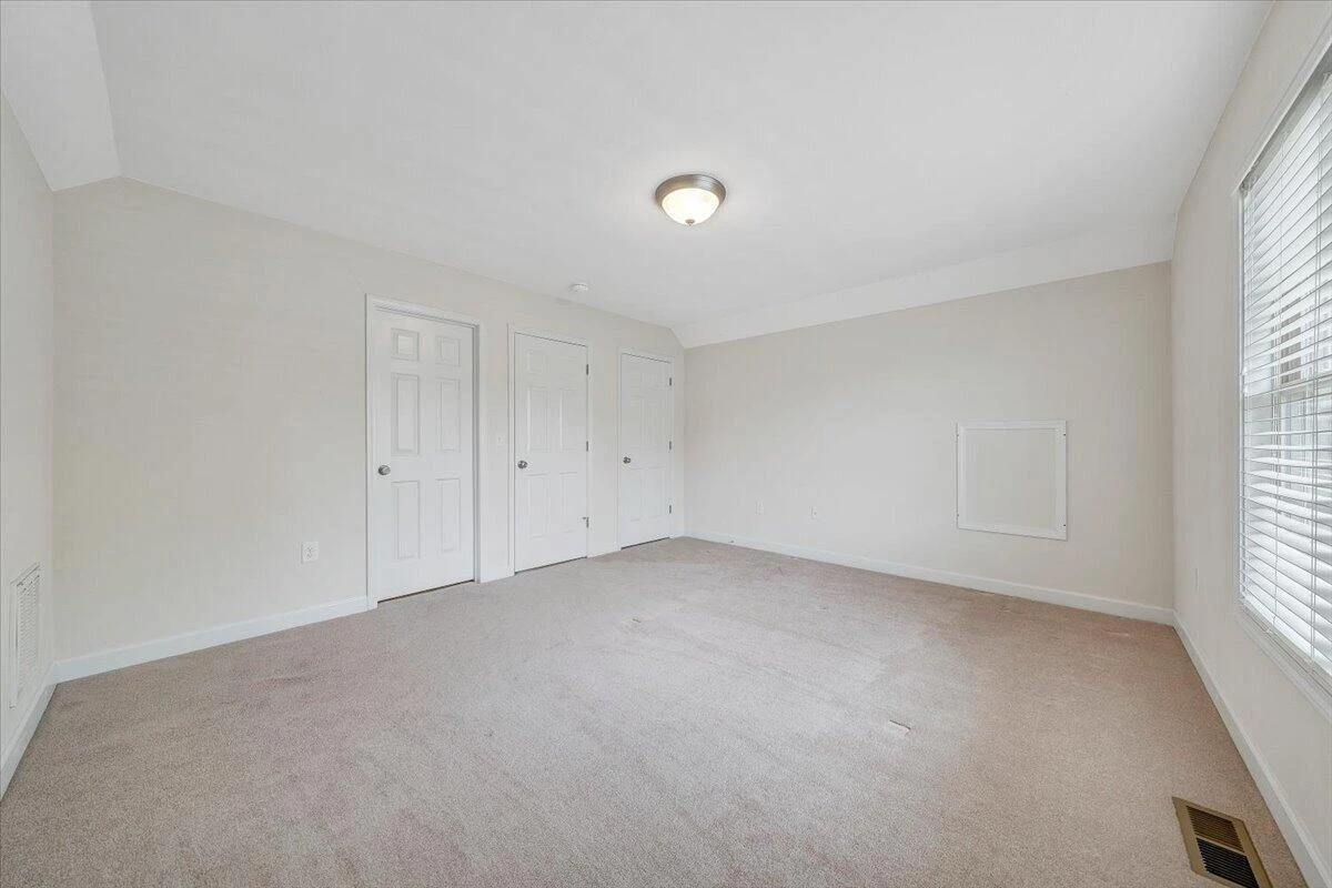 5897 Monet DR - Photo 32