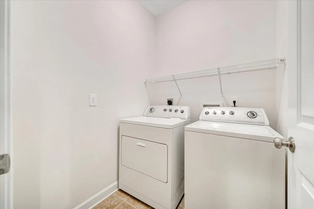 5897 Monet DR - Photo 37
