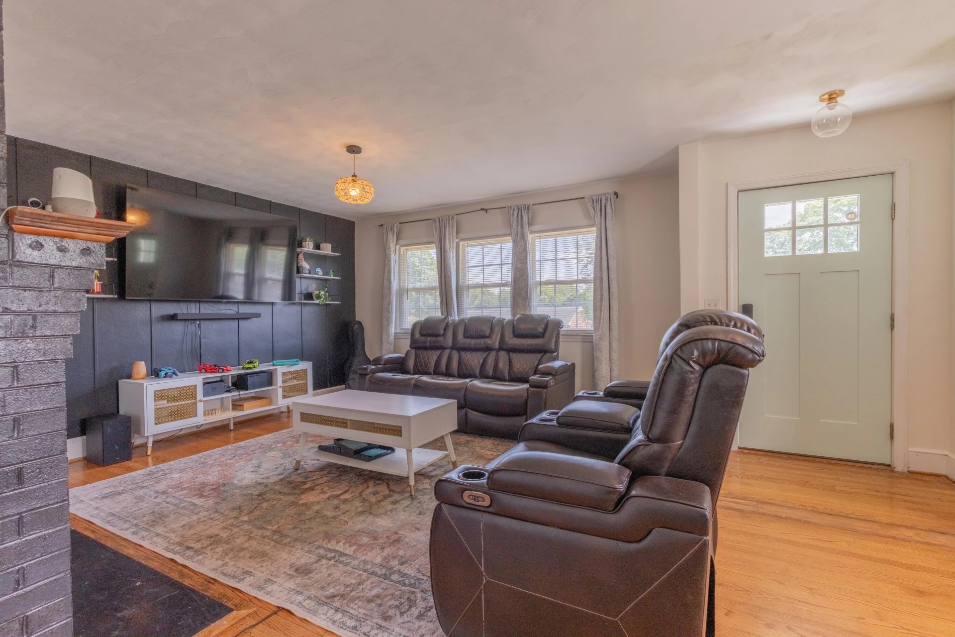 60 Whitten ST - Photo 5