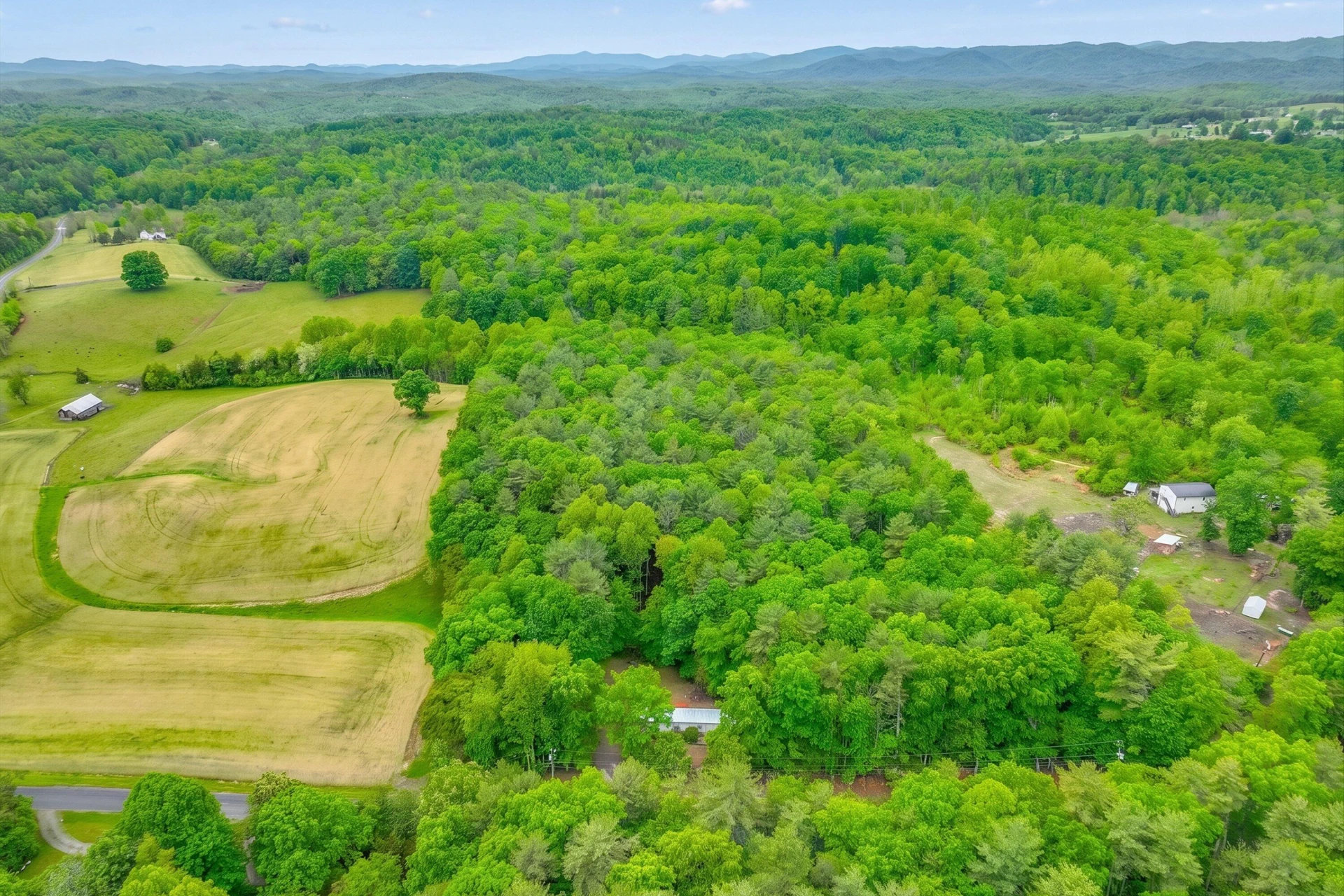 183 Pernello RD