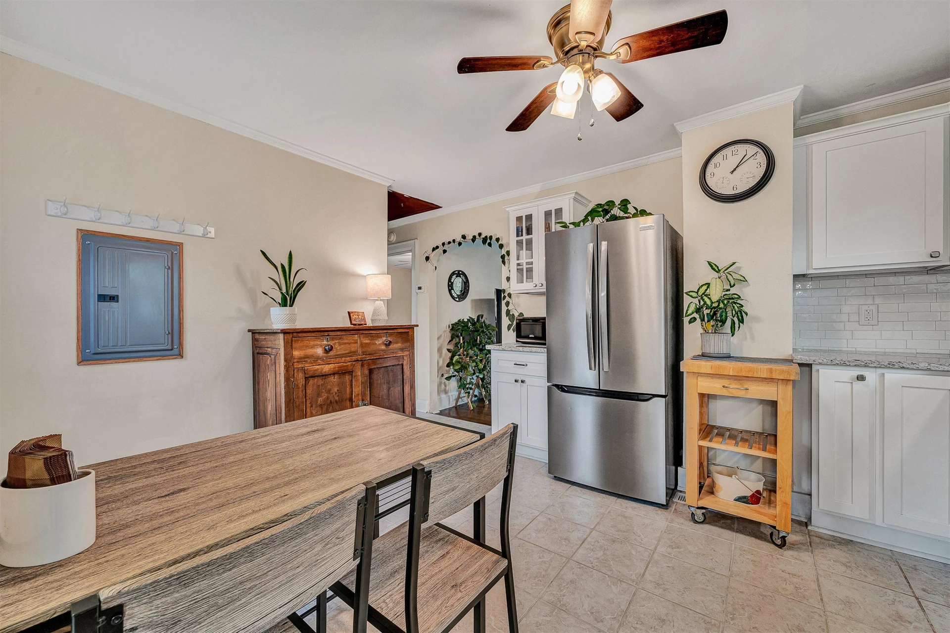 1119 Gearhart RD SE - Photo 10