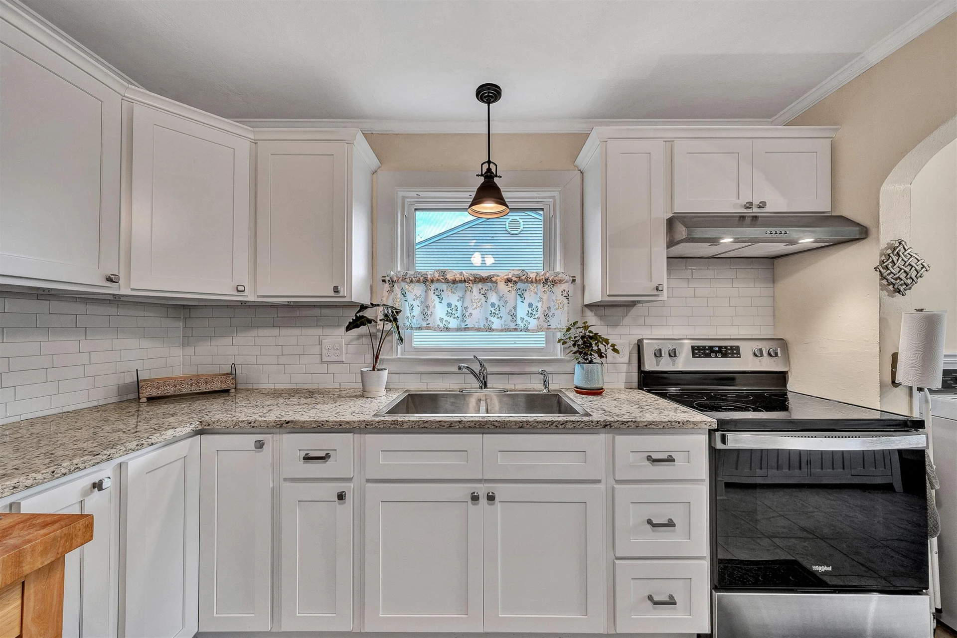 1119 Gearhart RD SE - Photo 11