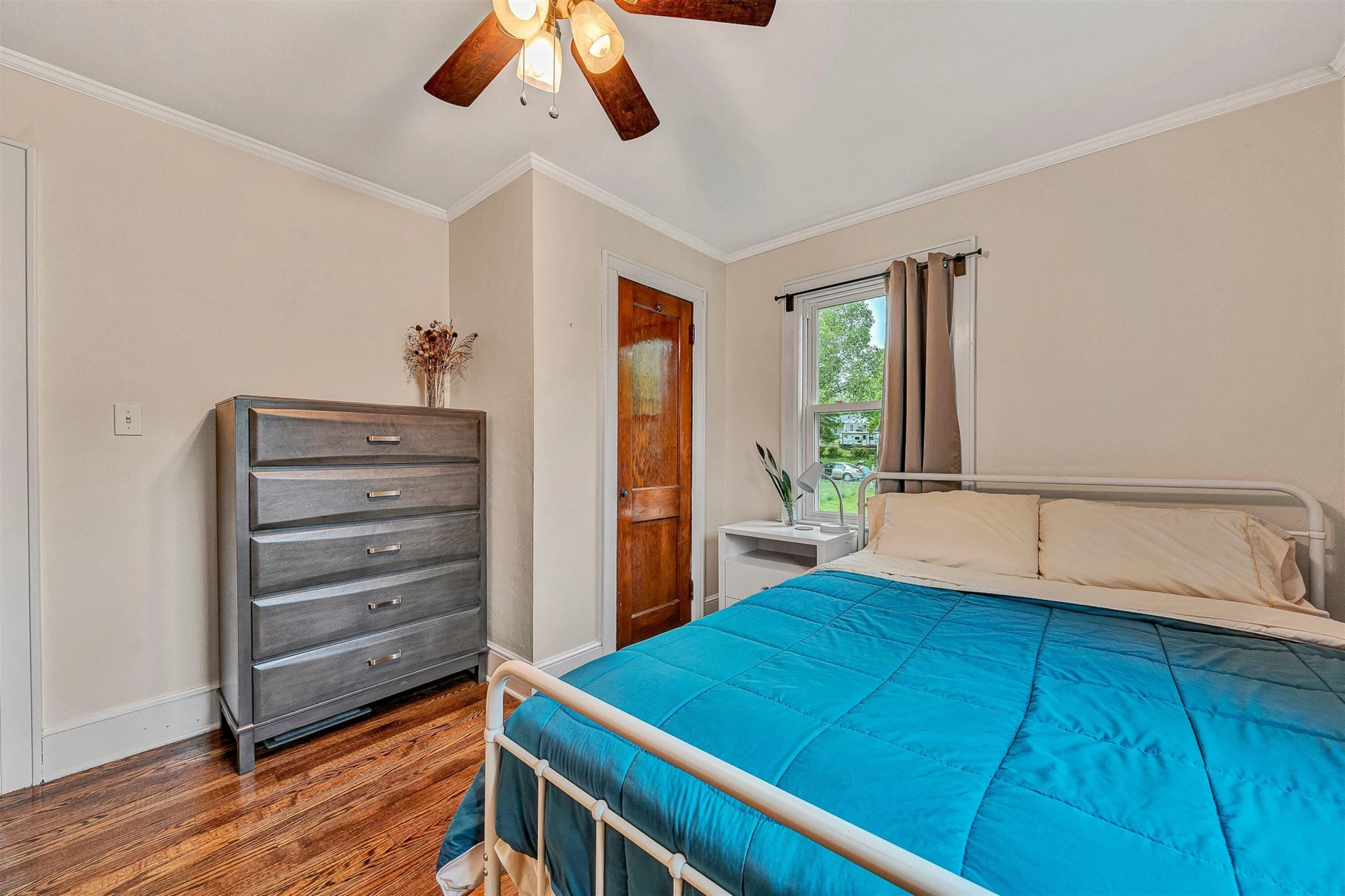 1119 Gearhart RD SE - Photo 16
