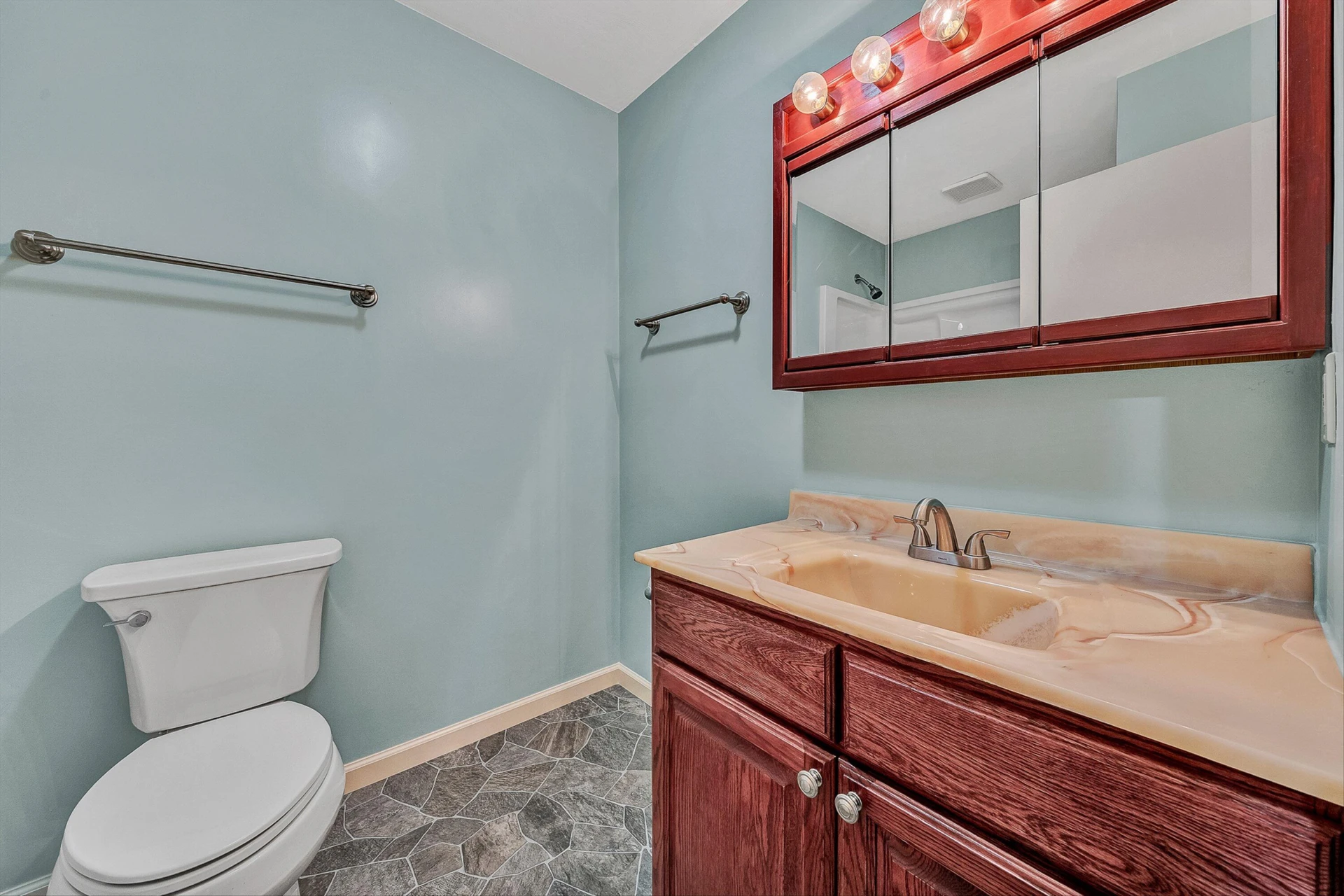 698 Hummingbird LN SE - Photo 17