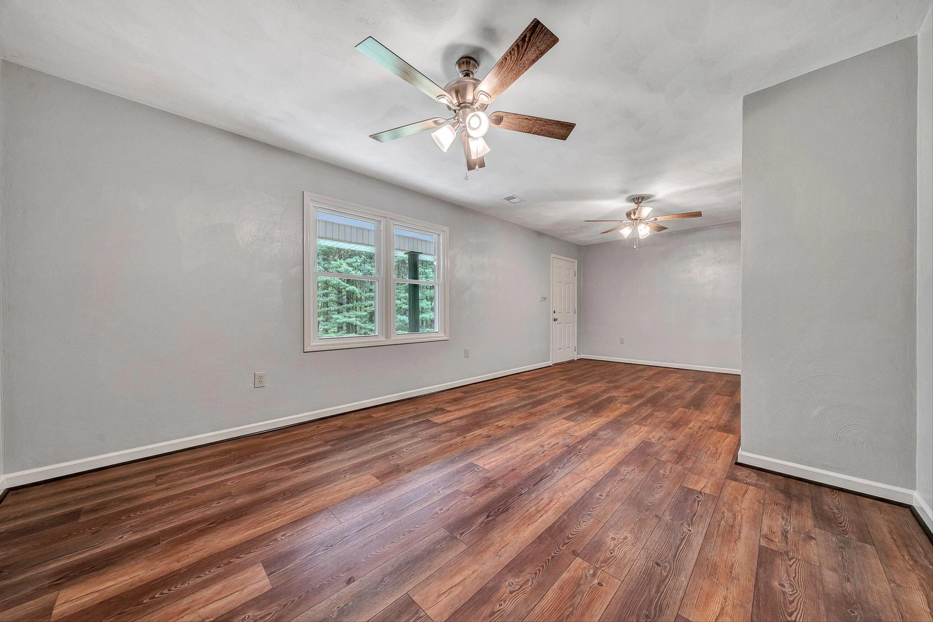 698 Hummingbird LN SE - Photo 4