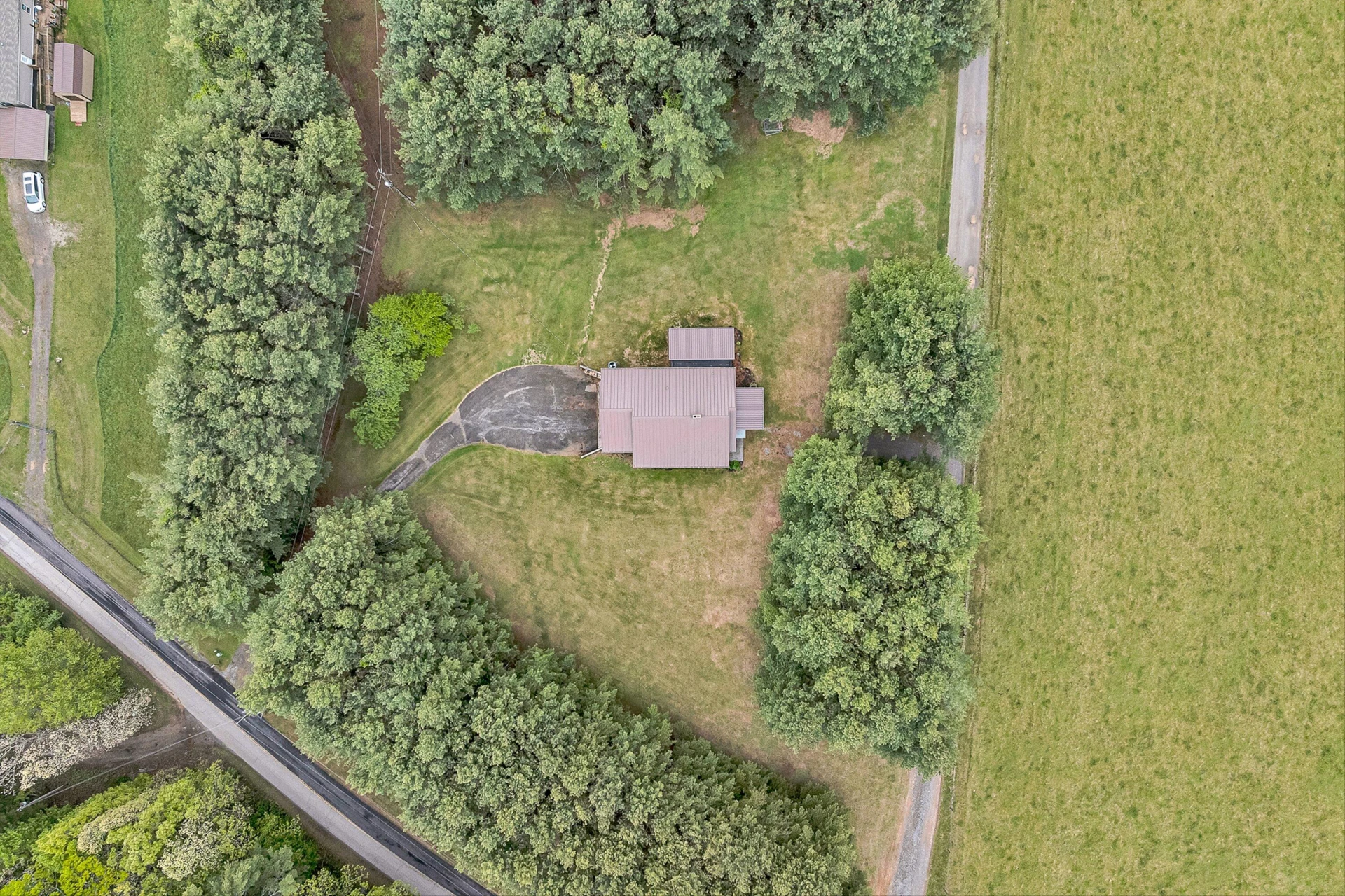 698 Hummingbird LN SE - Photo 47