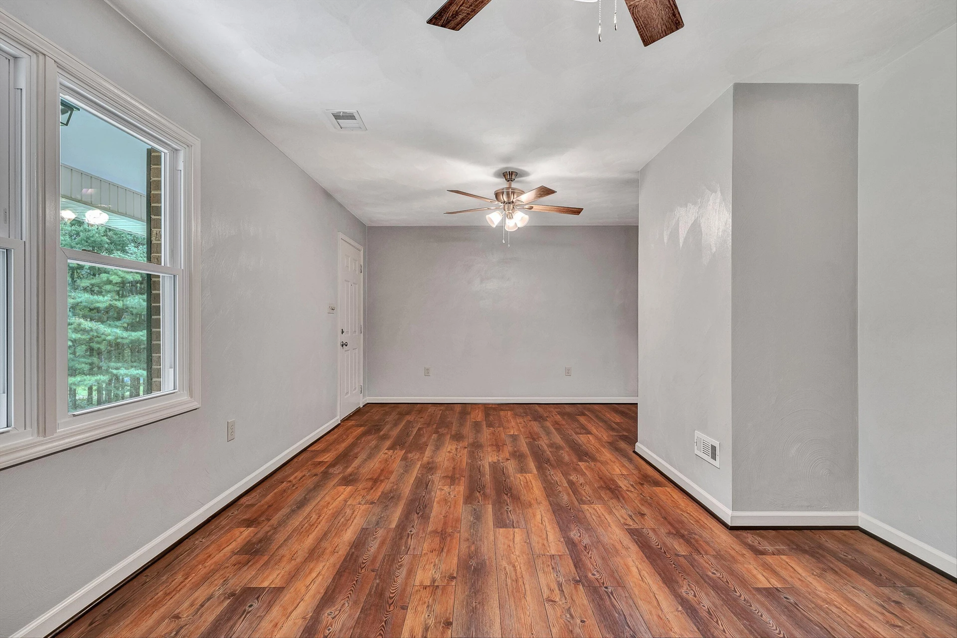 698 Hummingbird LN SE - Photo 5