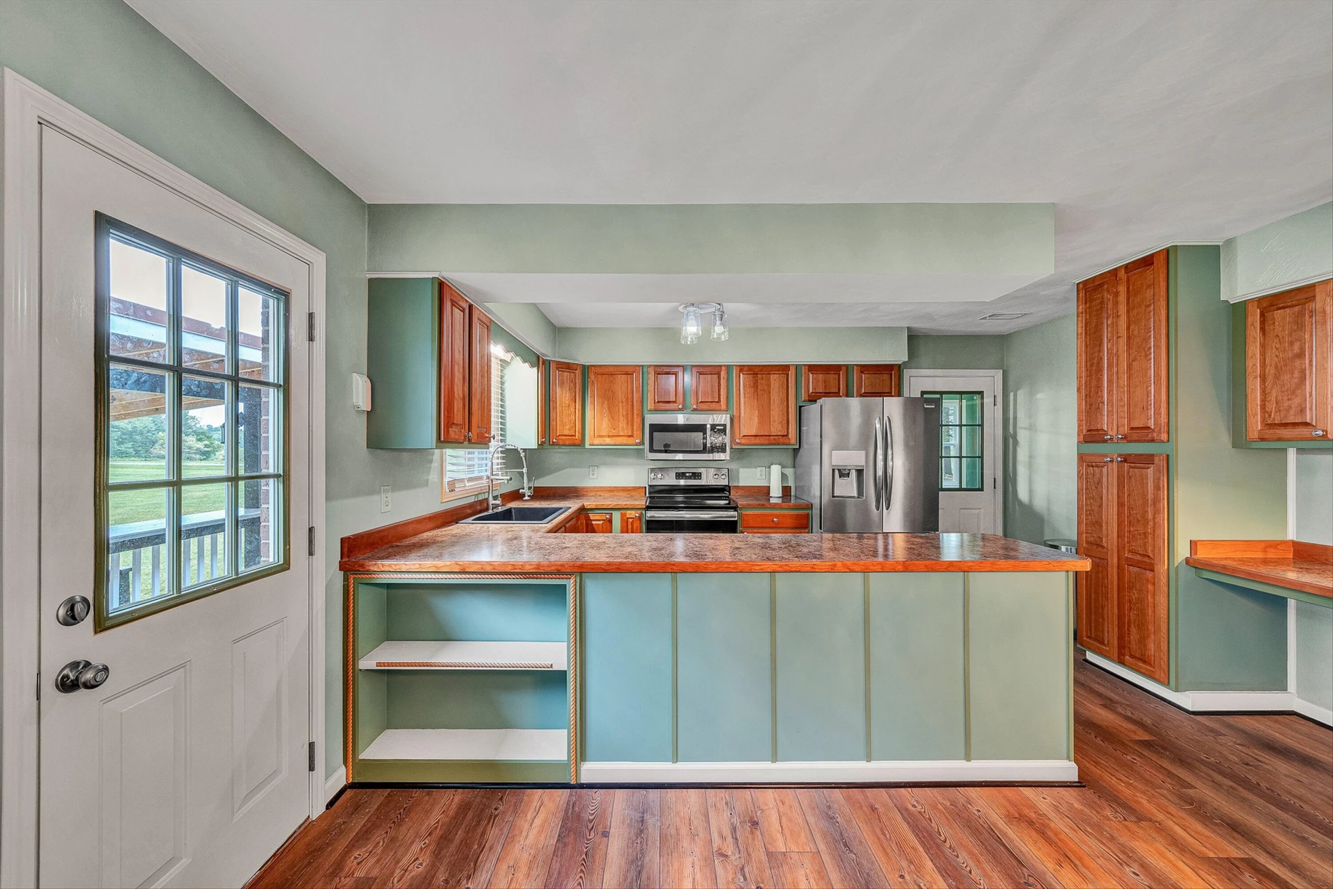 698 Hummingbird LN SE - Photo 8