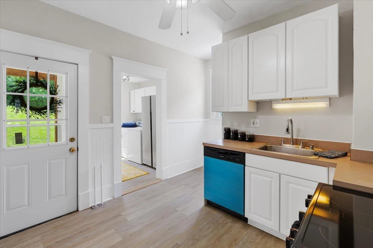 1714 Chapman AVE SW - Photo 23