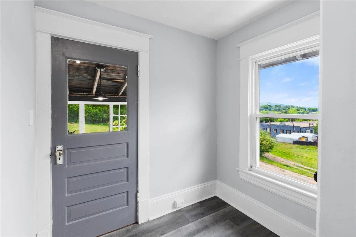 1714 Chapman AVE SW - Photo 51