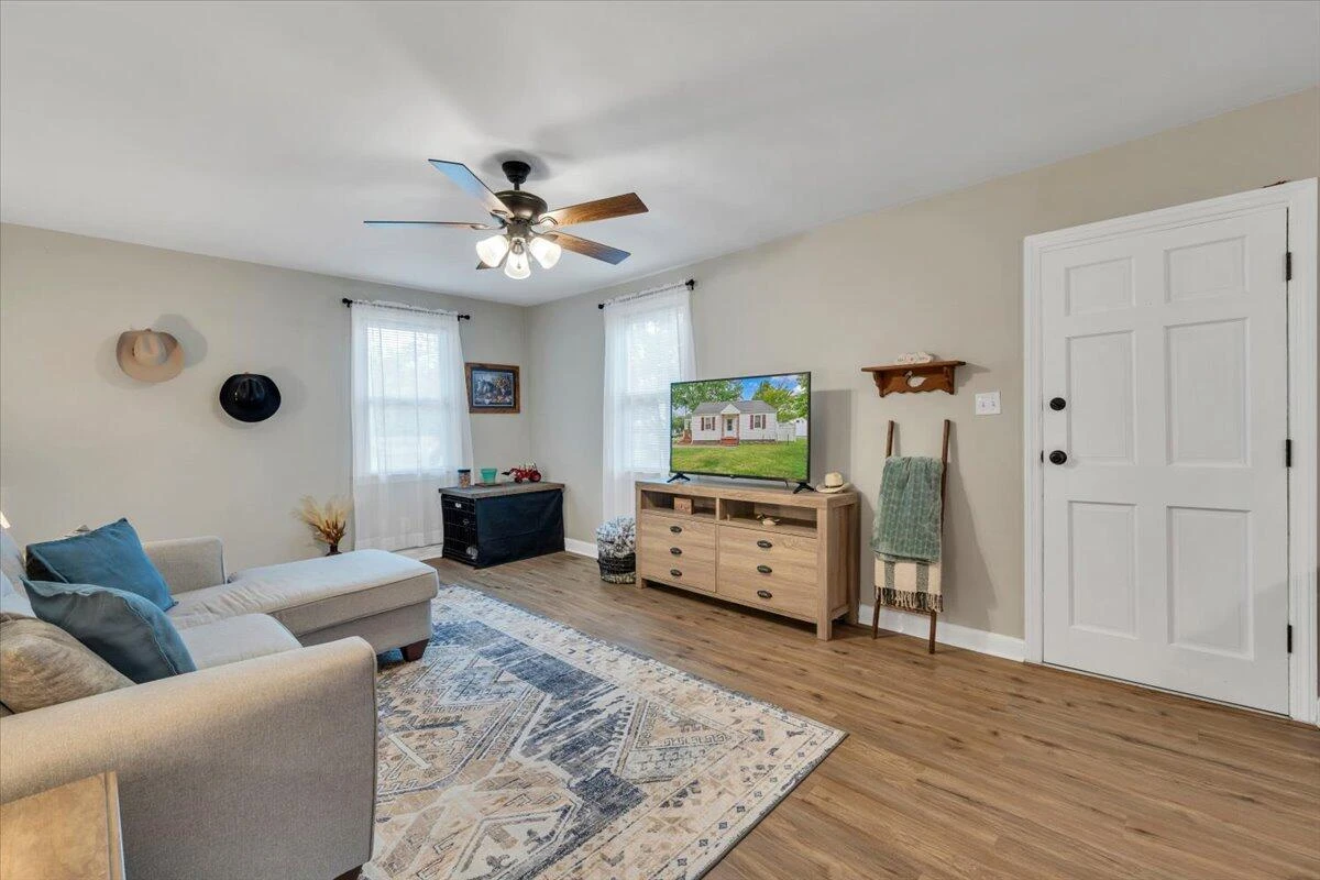 607 Kesler Mill RD - Photo 5