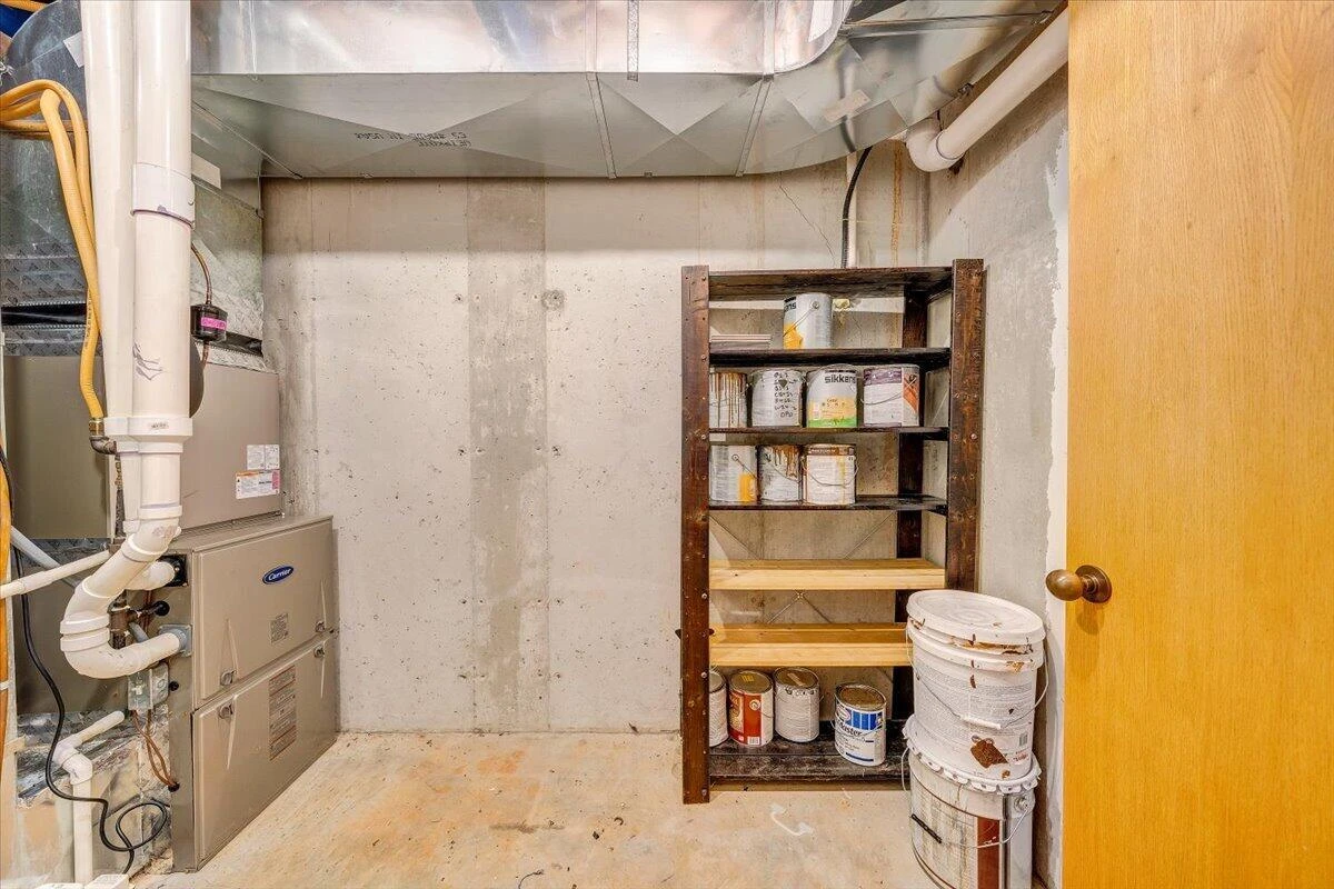 1042 Runaway Bay RD - Photo 46