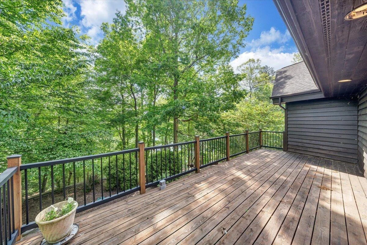 1042 Runaway Bay RD - Photo 48