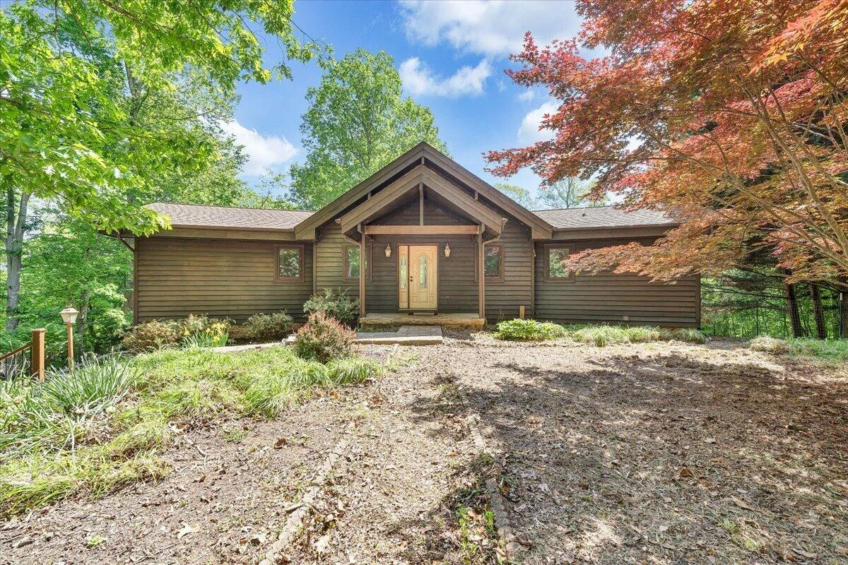 1042 Runaway Bay RD - Photo 62
