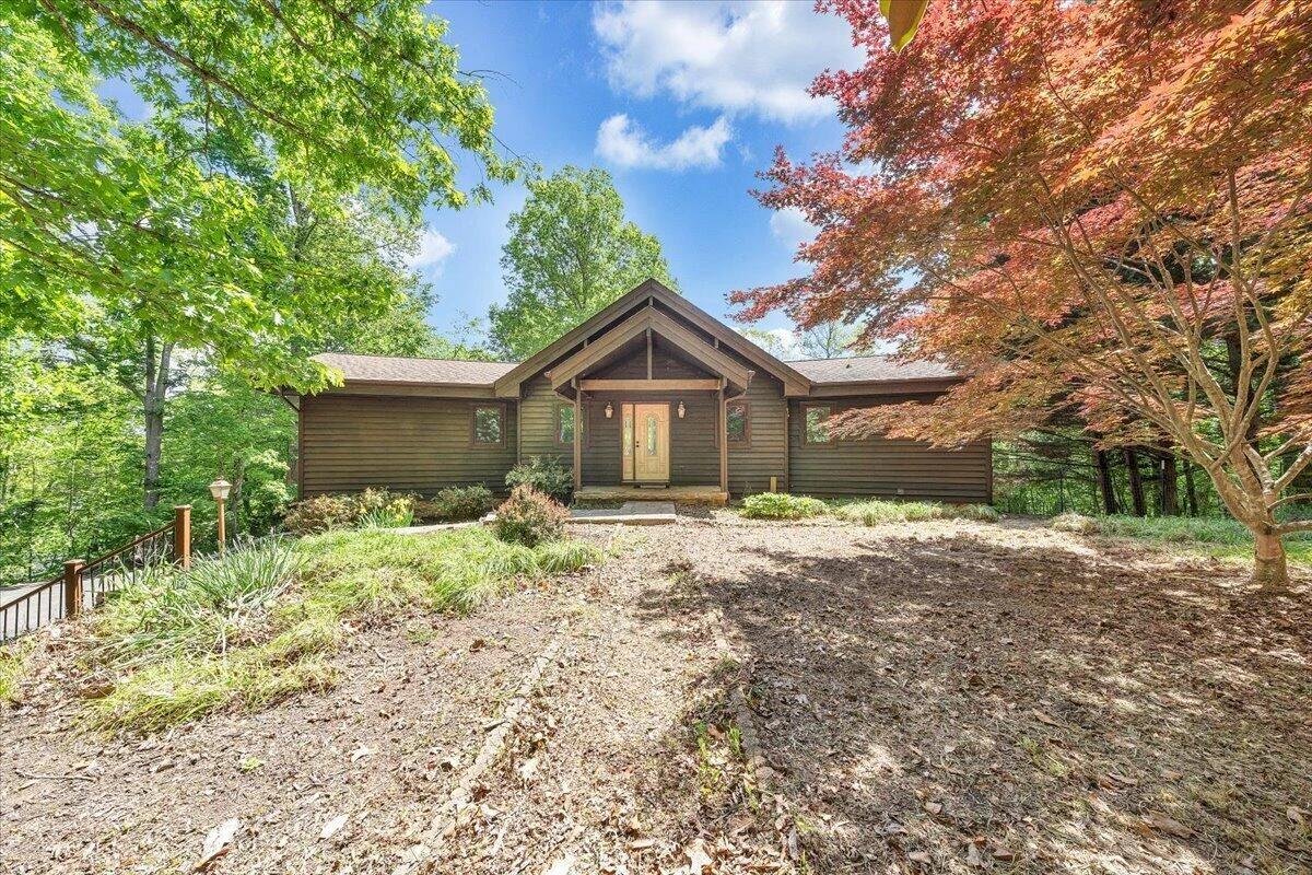 1042 Runaway Bay RD - Photo 63