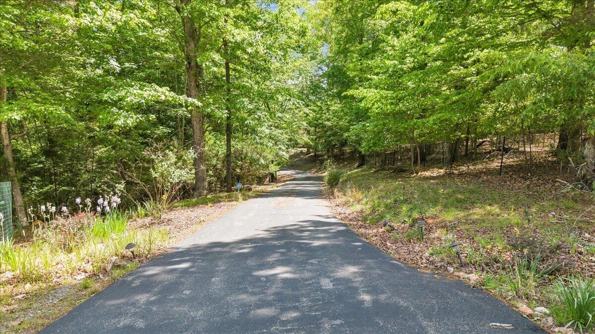 1042 Runaway Bay RD - Photo 70
