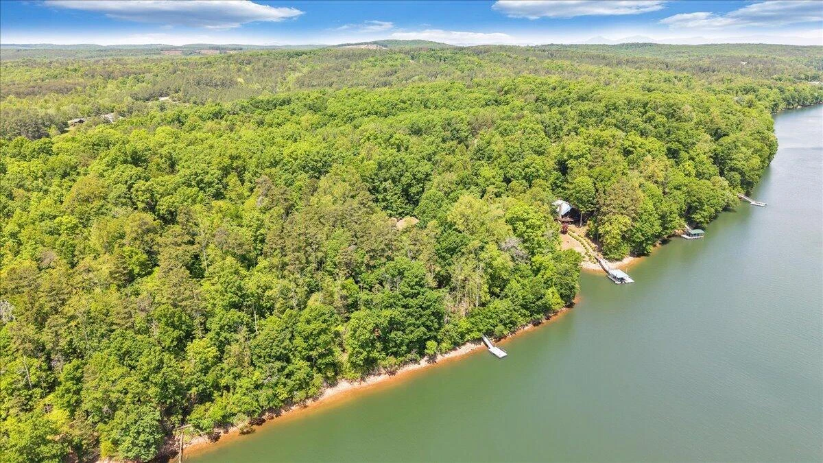 1042 Runaway Bay RD - Photo 72