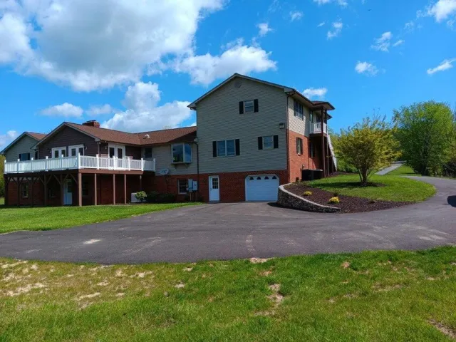 232 Jackson DR