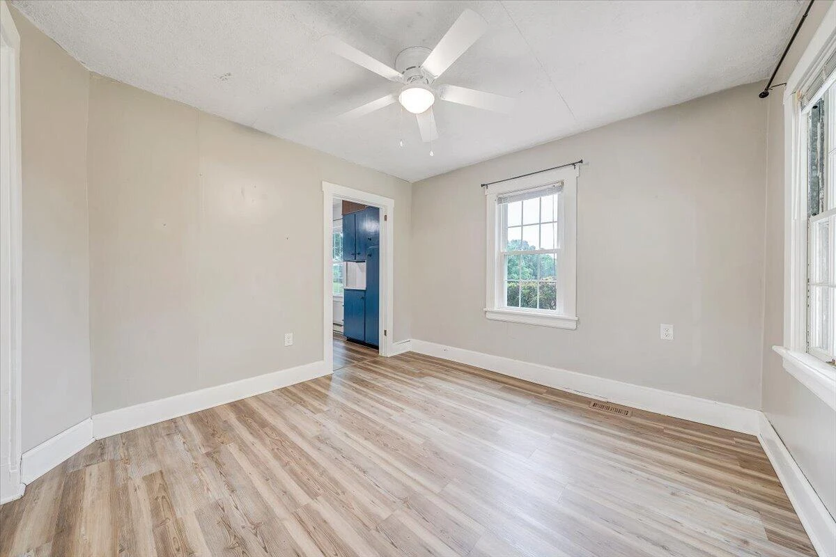 1384 Thaxton Mountain RD - Photo 13