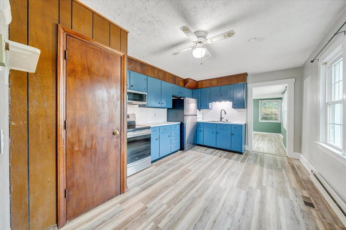 1384 Thaxton Mountain RD - Photo 15