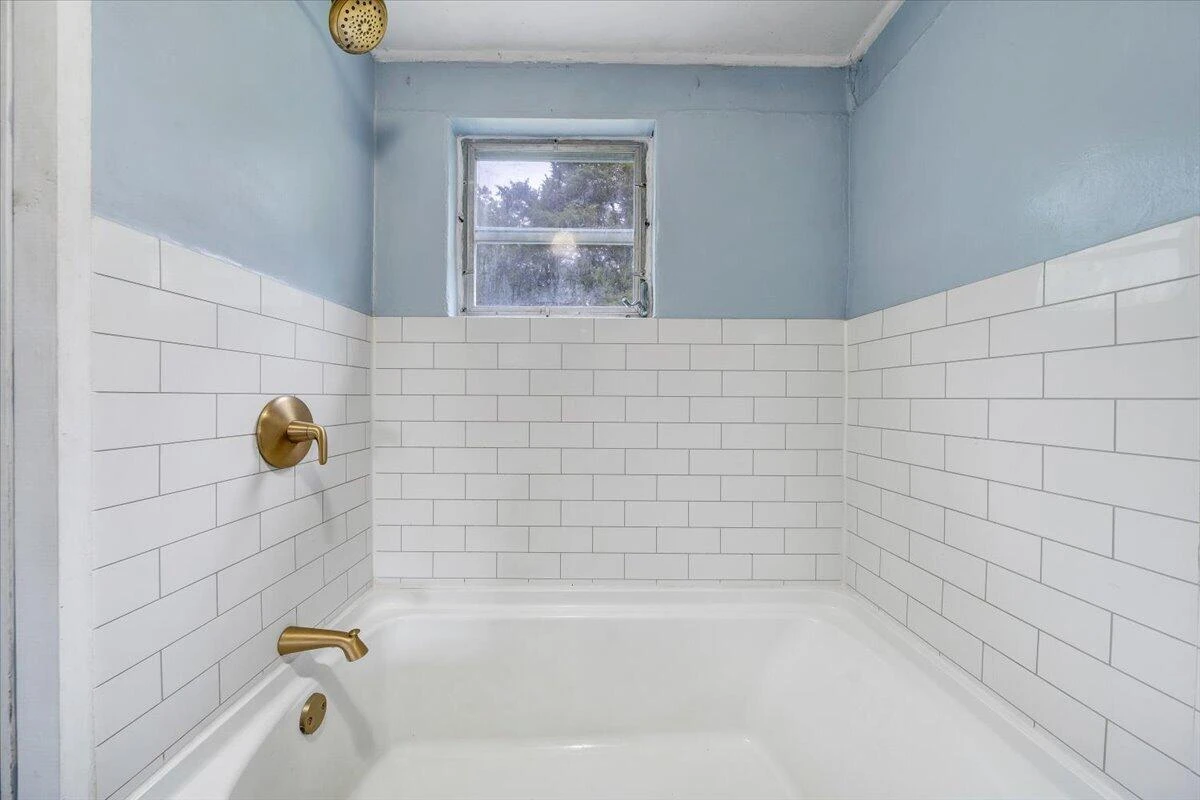 1384 Thaxton Mountain RD - Photo 26