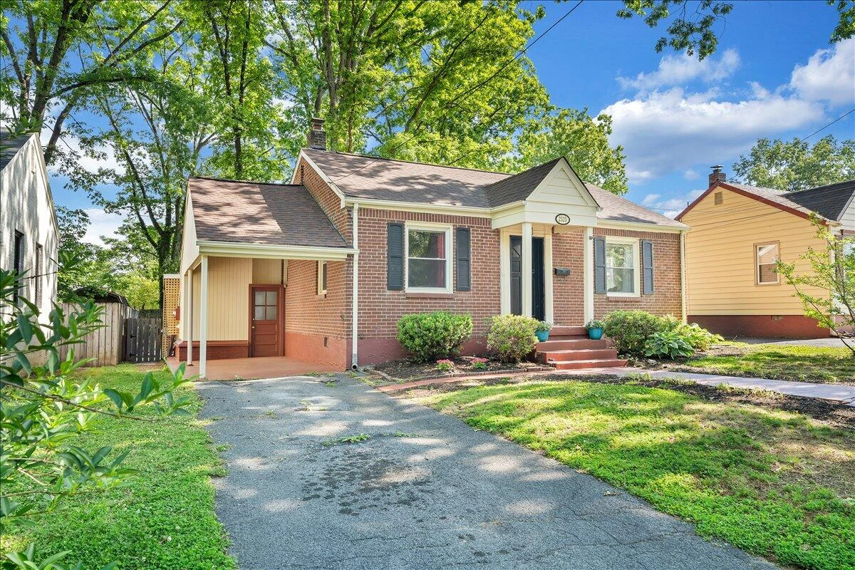 2525 Maiden LN SW - Photo 30