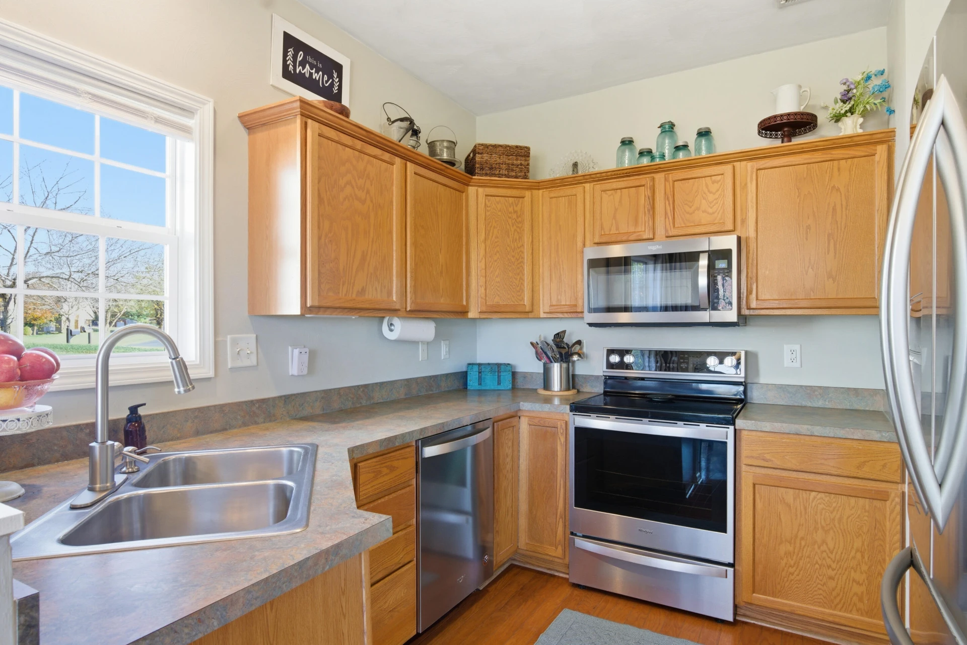 310 Windsor DR NW - Photo 12