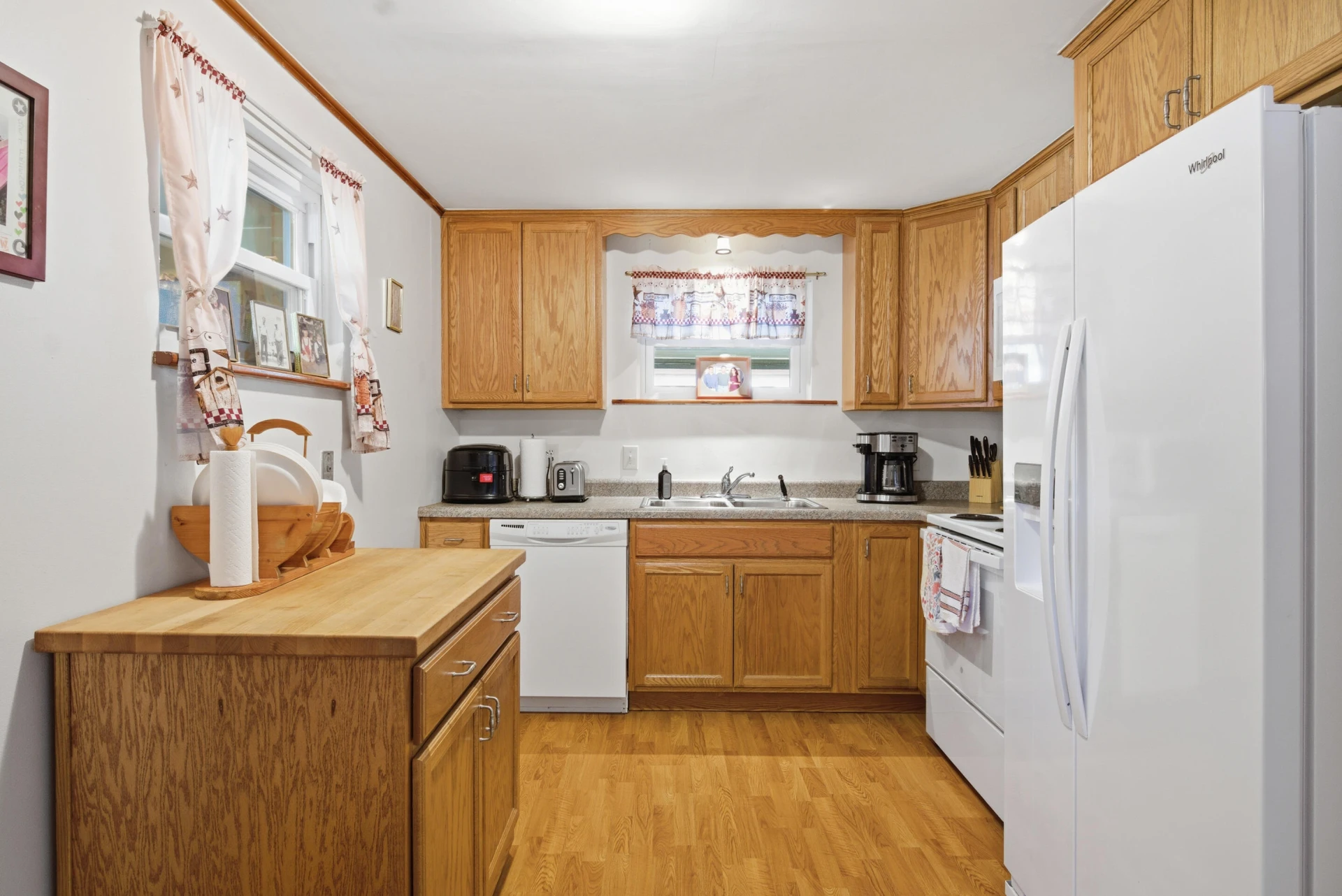 380 Clearview DR - Photo 8