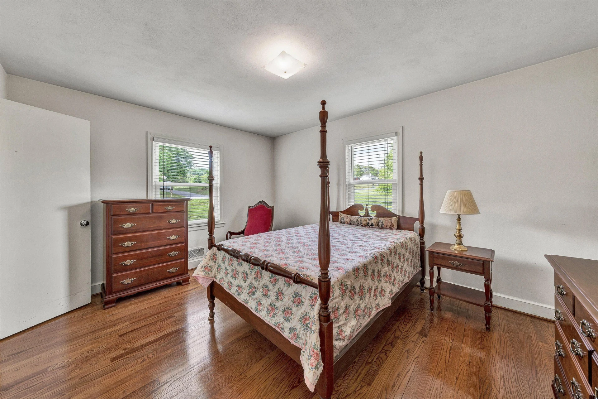 6915 Tinkerdale RD - Photo 8