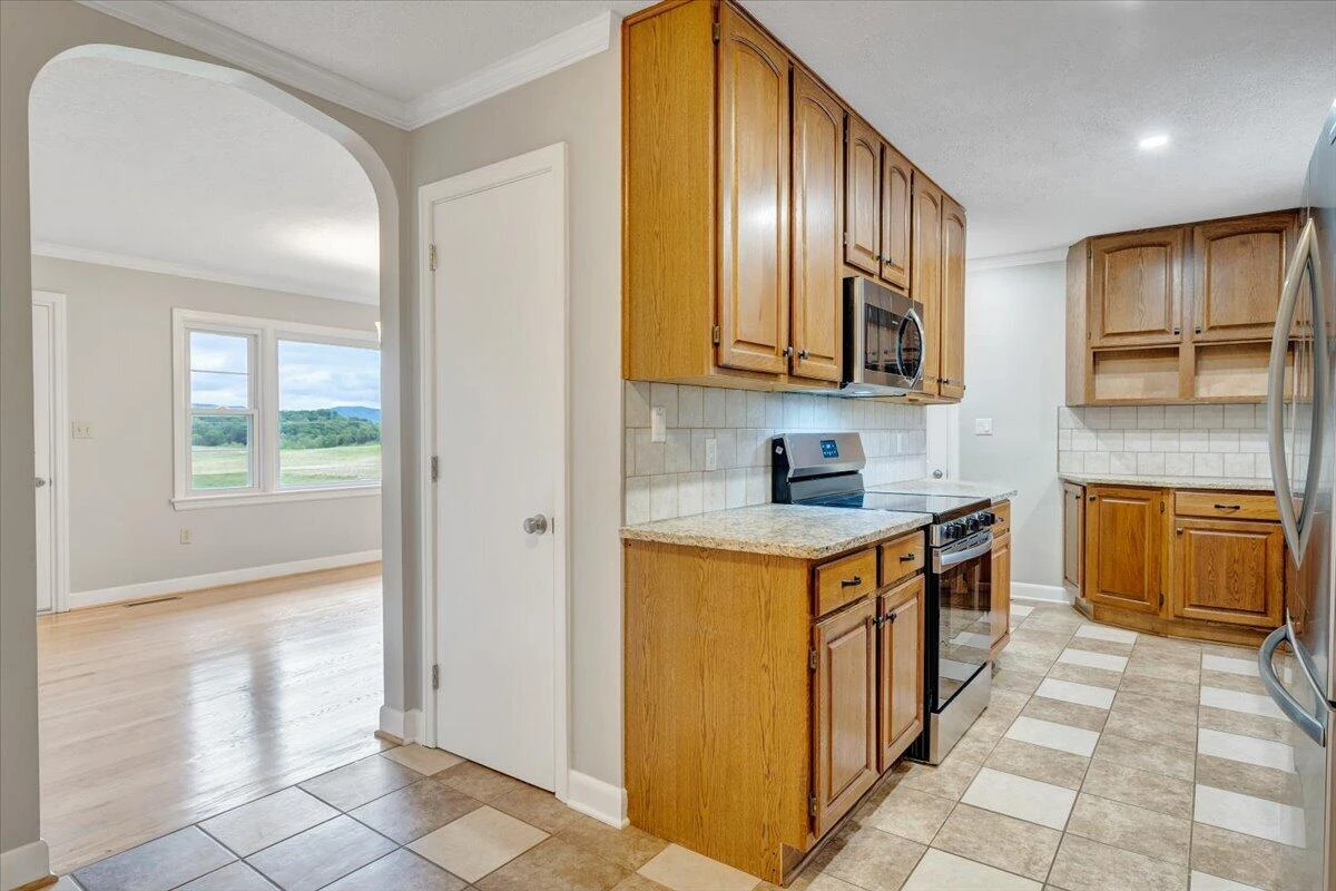 3116 Wheatland RD - Photo 7