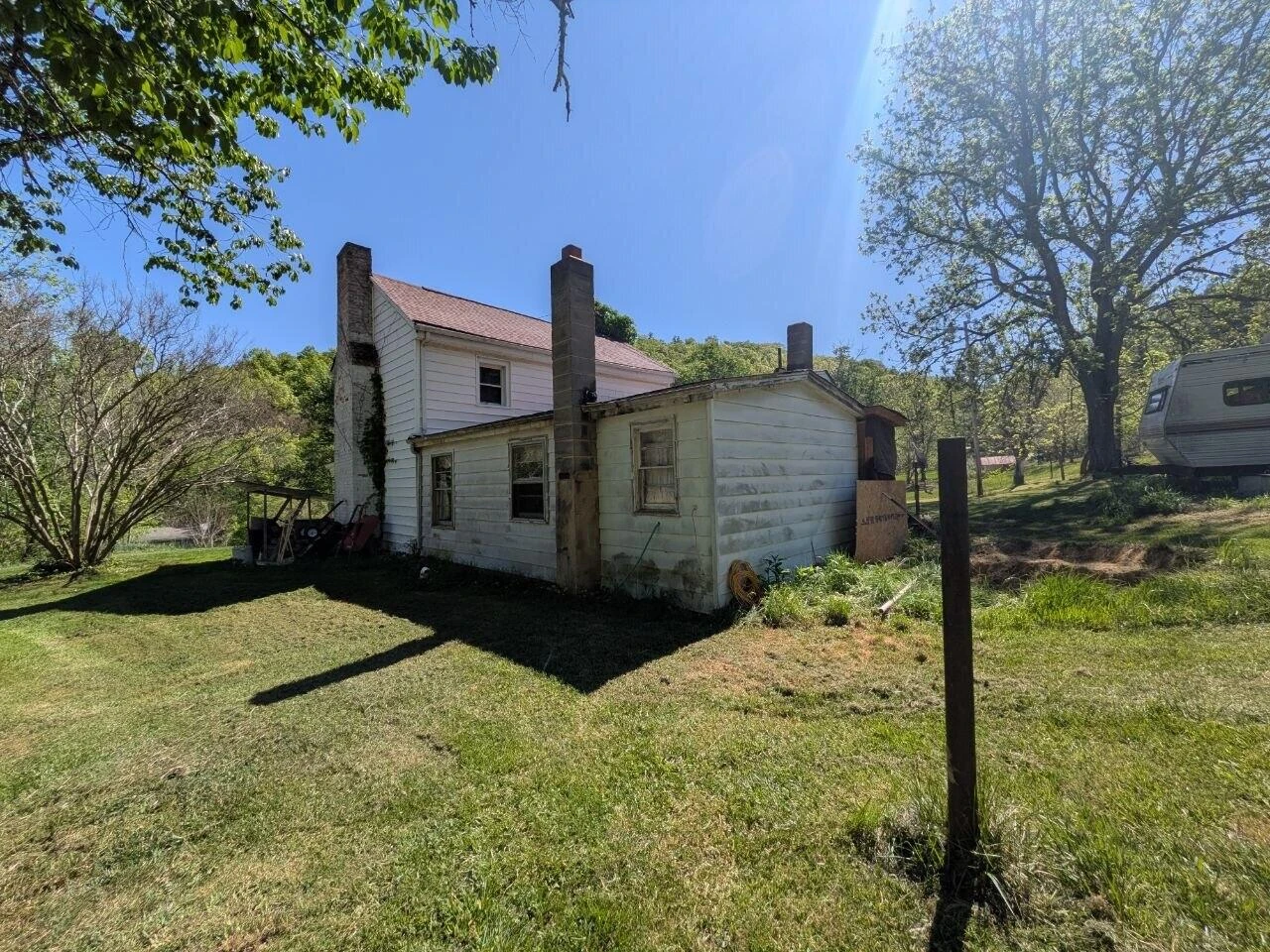 472 Hogan Hollow RD - Photo 2