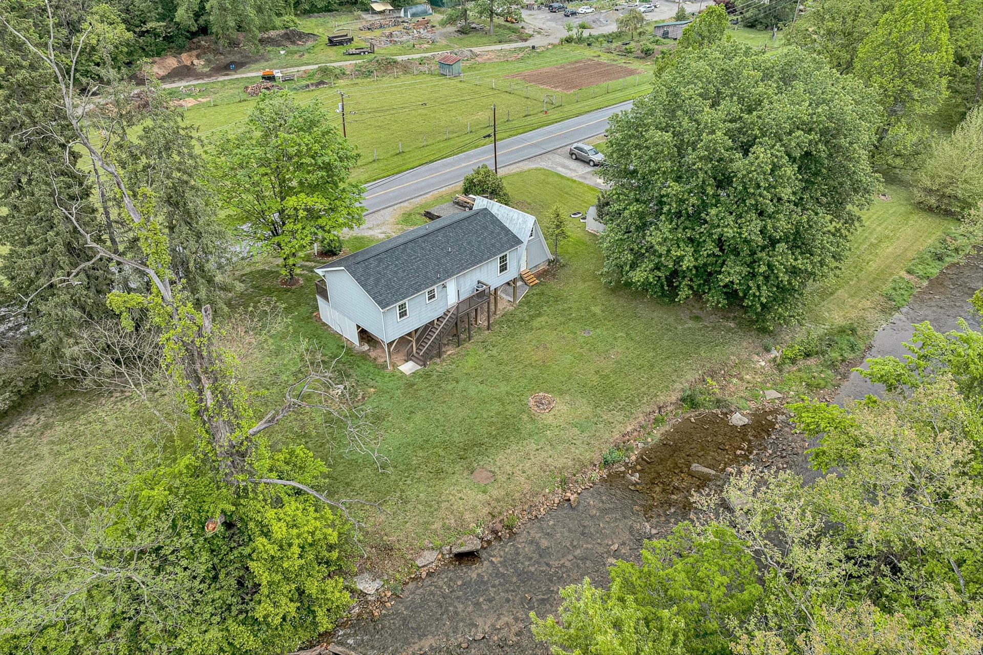 9619 Old Roanoke RD - Photo 18