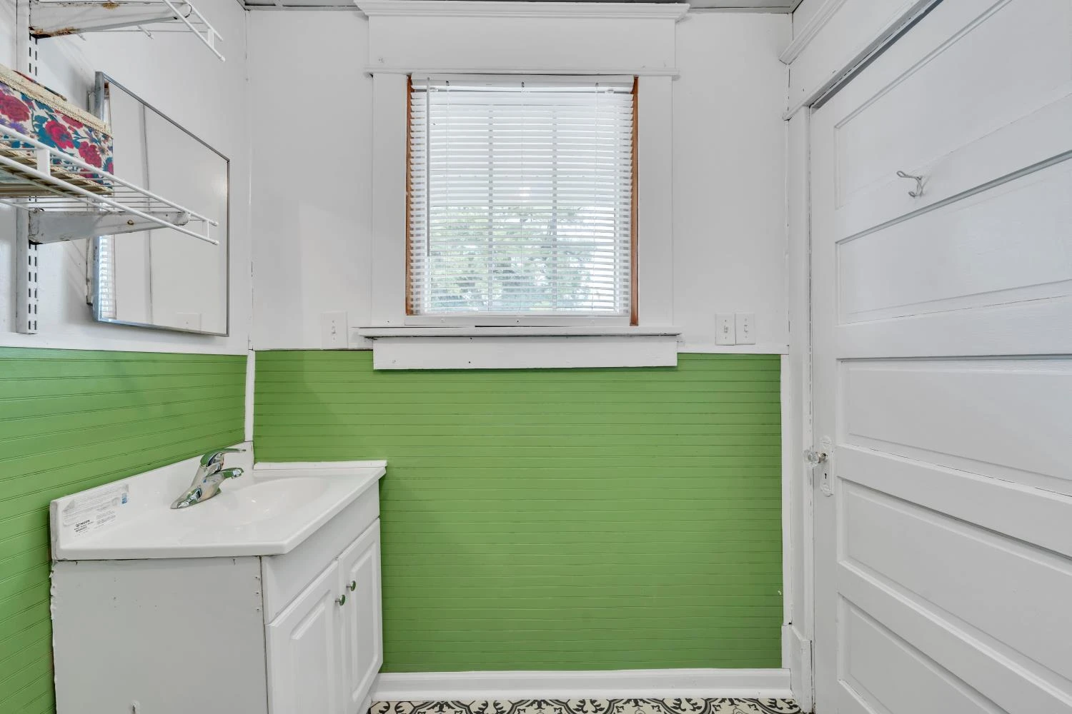 1901 Staunton AVE NW - Photo 24