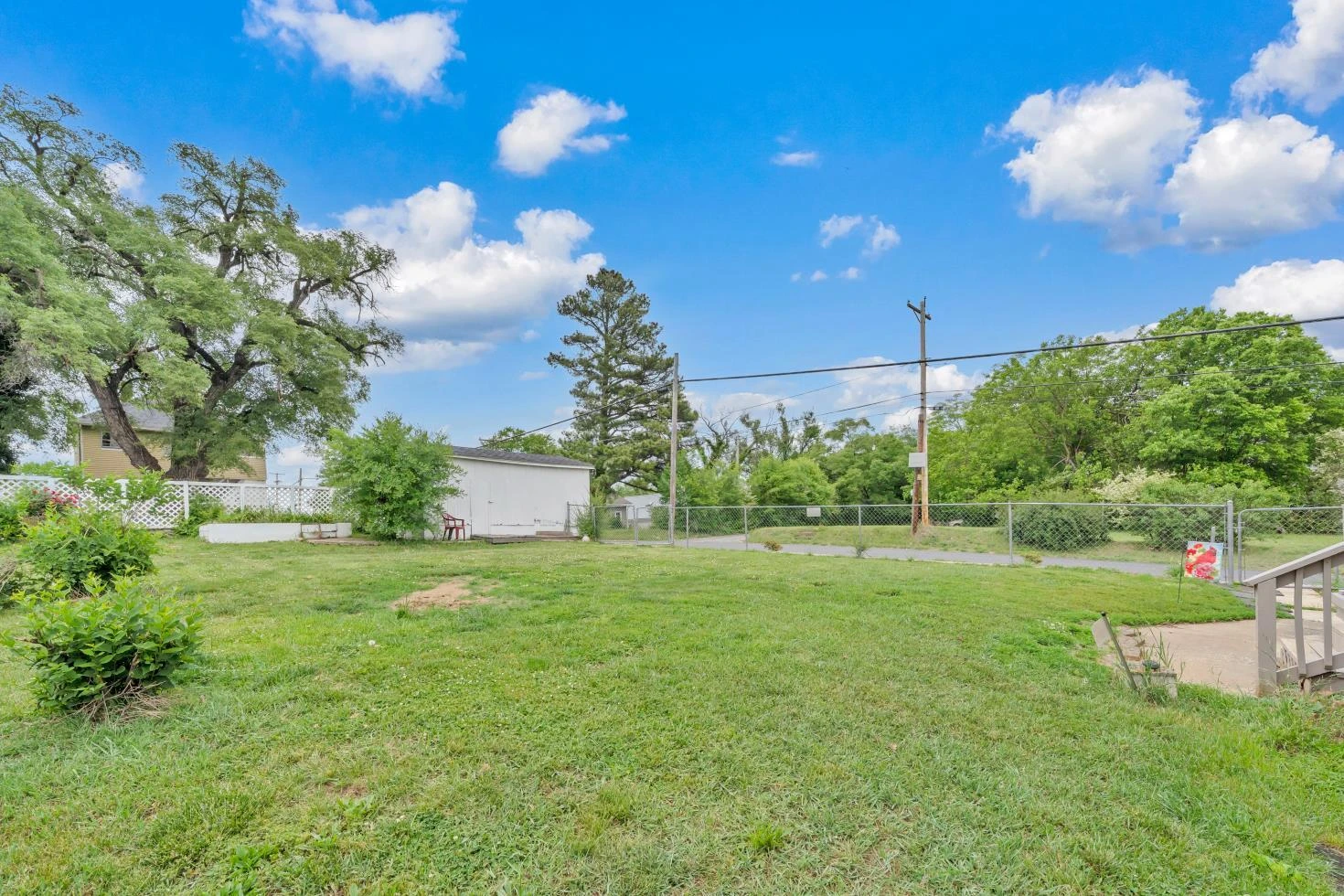 1901 Staunton AVE NW - Photo 35