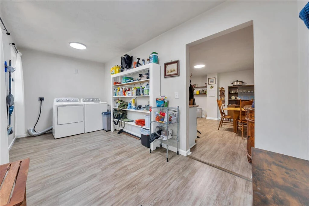 826 Rutherford AVE NW - Photo 19