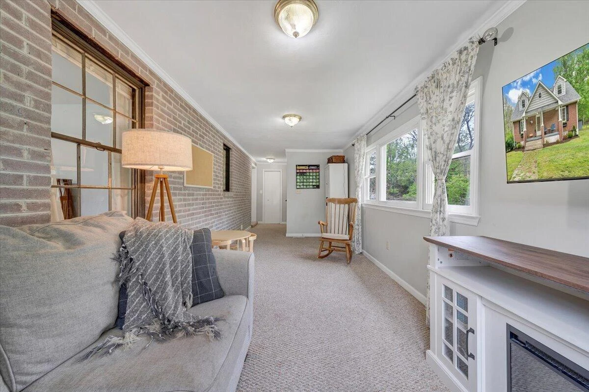 2910 Carvins Cove RD - Photo 14