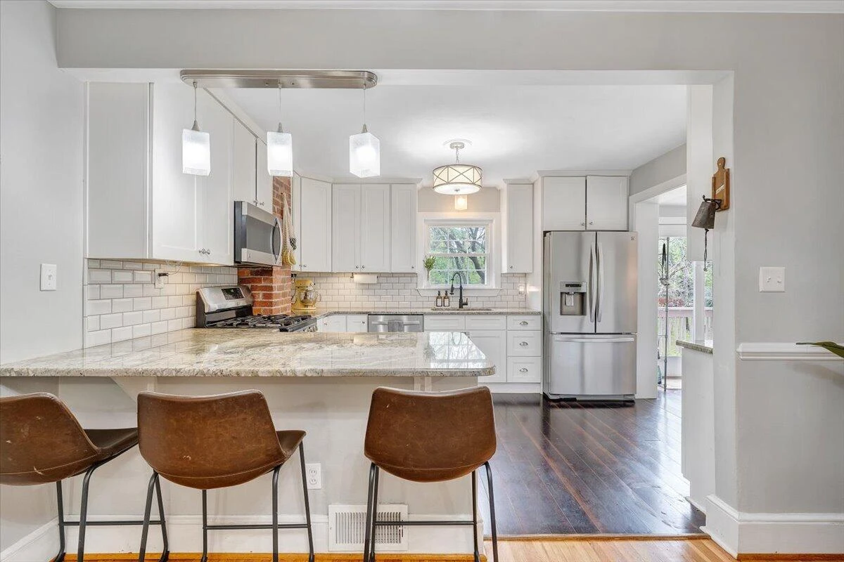 2910 Carvins Cove RD - Photo 9