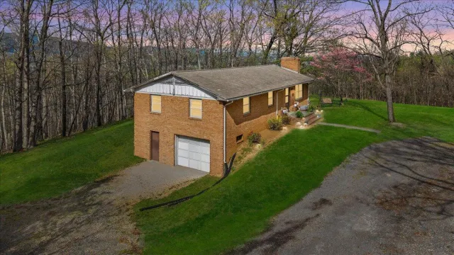 1450 Blackwood DR