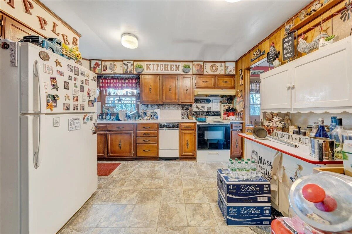 1450 Blackwood DR - Photo 8