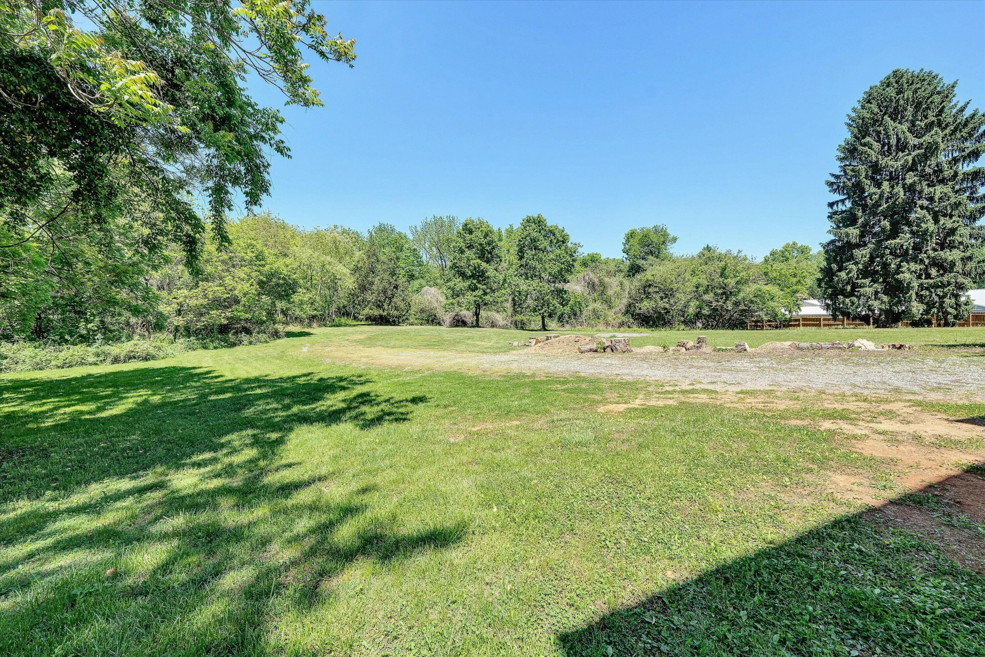 2717 Colonial AVE SW - Photo 4