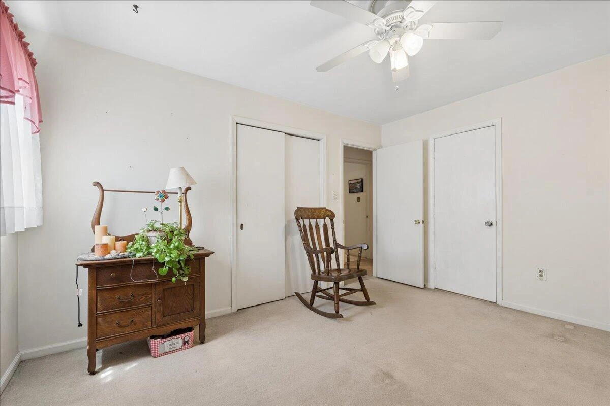 3123 Green Ridge RD - Photo 18
