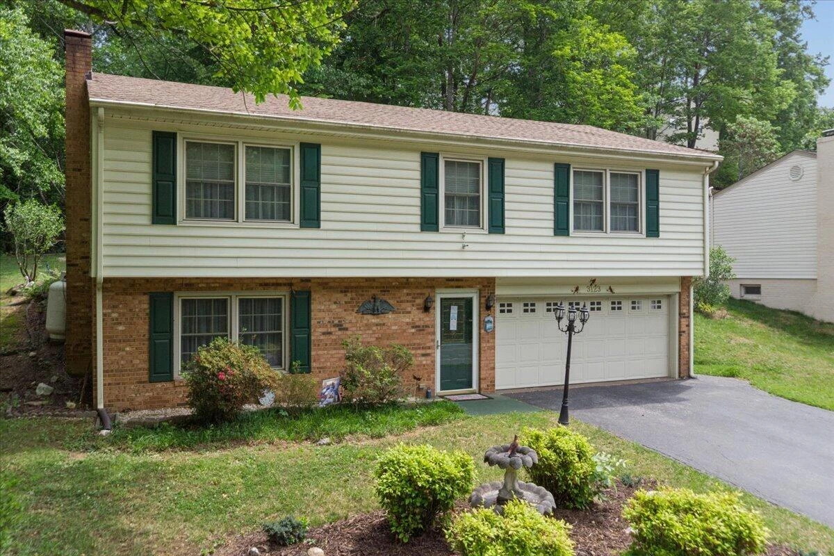 3123 Green Ridge RD - Photo 2