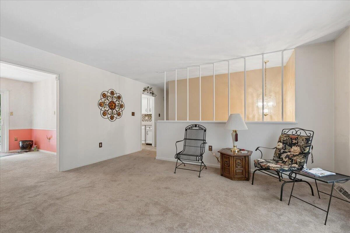 3123 Green Ridge RD - Photo 8