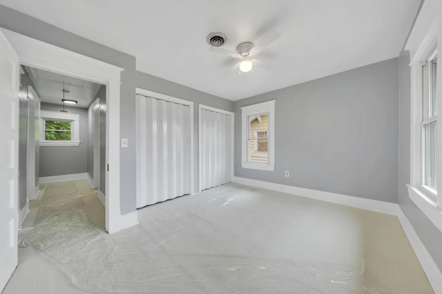 1912 Melrose AVE NW - Photo 18