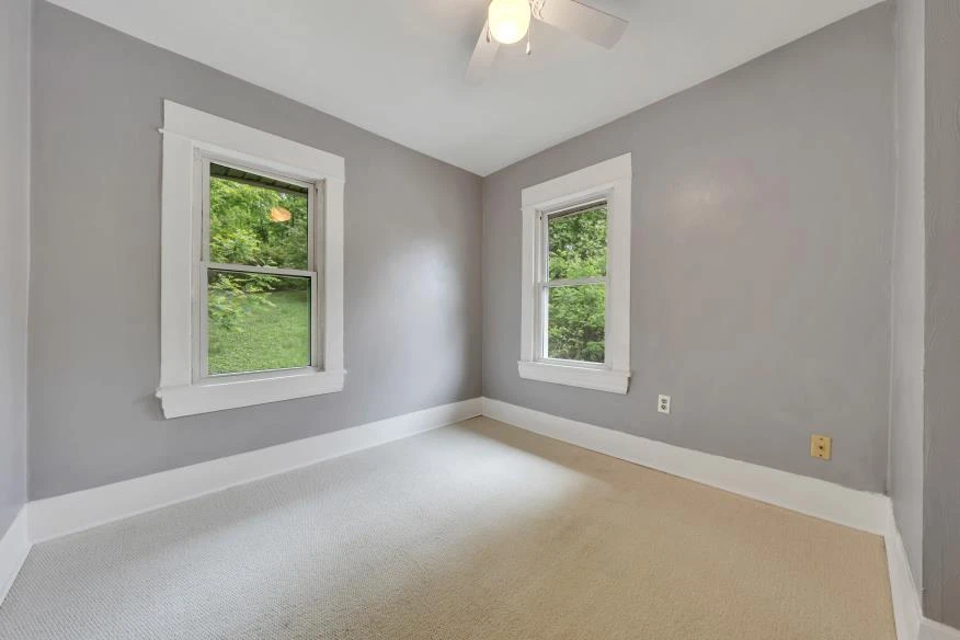 1912 Melrose AVE NW - Photo 20